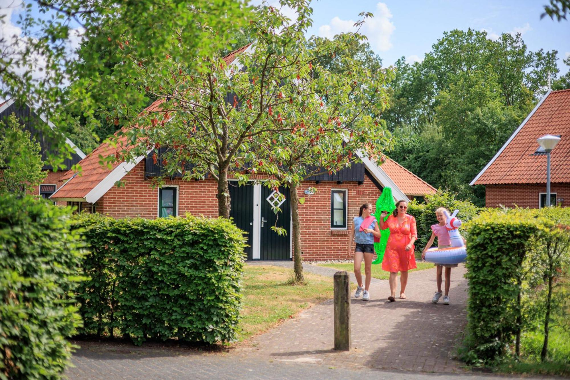 ホテル Recreatiepark Kaps Tubbergen エクステリア 写真